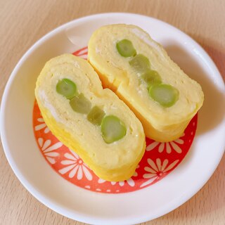 チーズ香る♪アスパラガスの卵焼き